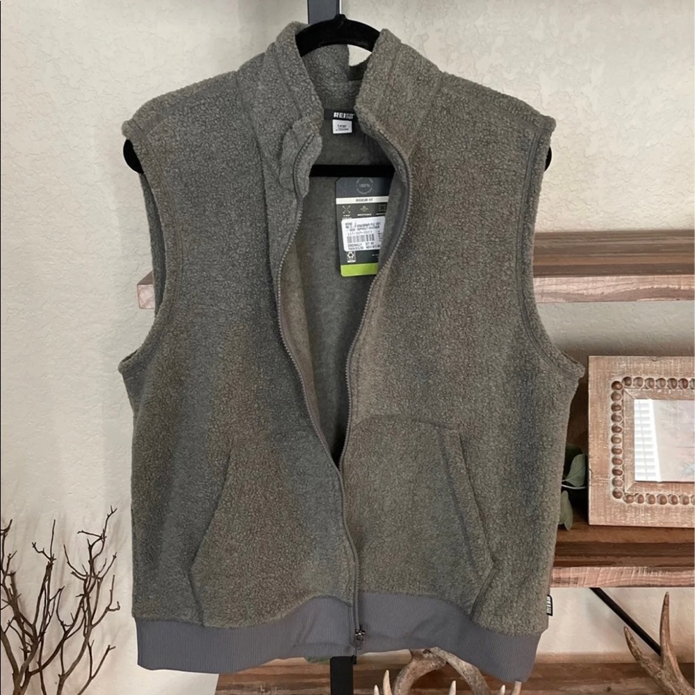 Men’s Vest by REI Large